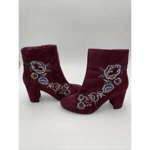 Hippie Laundry Darby Women’s 9.5M Booties Heels Maroon Floral Embroided Boho